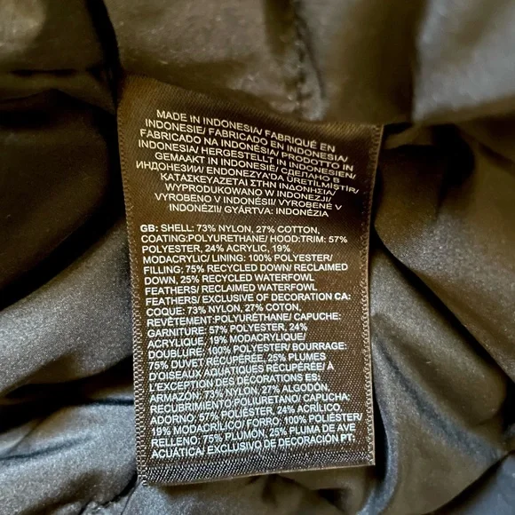 The North Face Women’s Arctic Parka Black Waterproof Coat - Picture 7 of 9